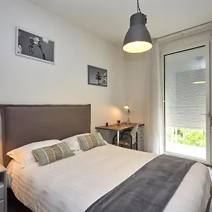 2* Hotel Les Du Ctn
