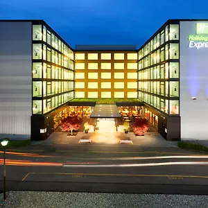 holiday-inn-express-zurich-airport.hotelsbaselswitzerland.com/