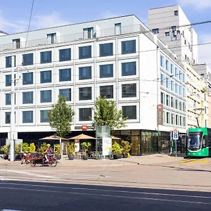 ibis-basel-bahnhof.hotelsbaselswitzerland.com/