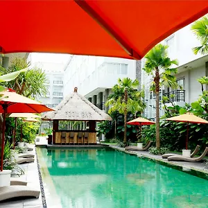 b-hotel-bali-spa.hotelsseminyak.net/